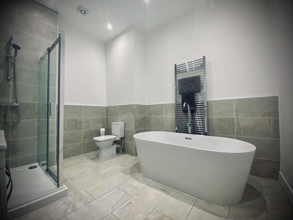רדקאר Seaview Luxury Apartments מראה חיצוני תמונה