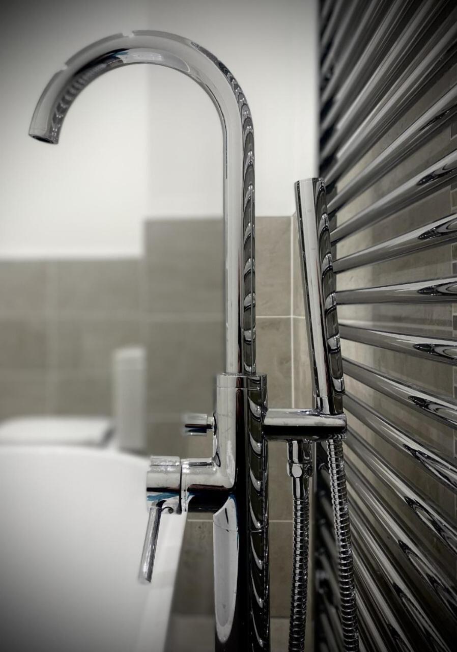 רדקאר Seaview Luxury Apartments מראה חיצוני תמונה